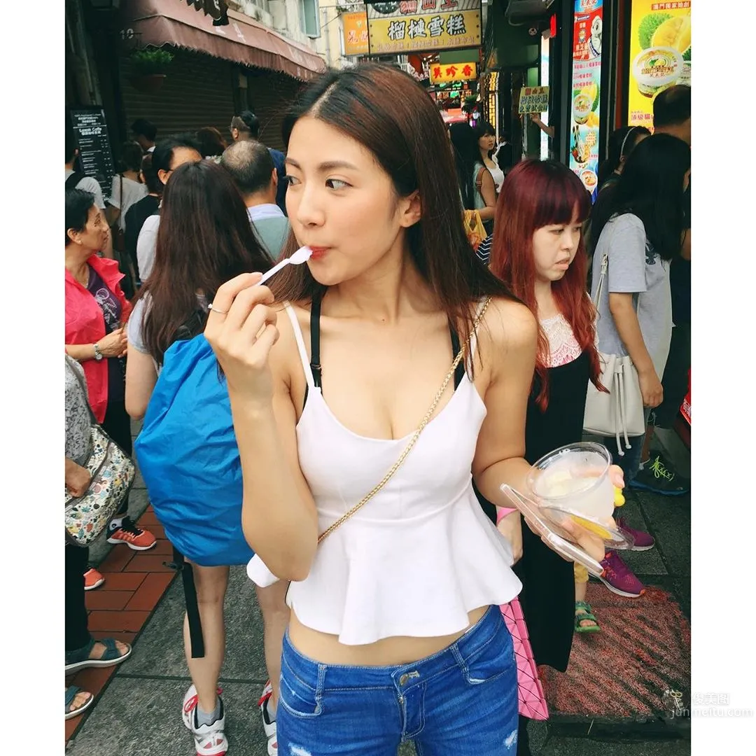 餘逸思Yoshi Yu- 健身女模大秀好身材 19