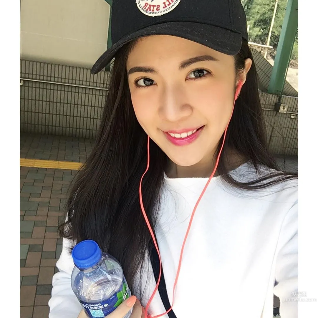 餘逸思Yoshi Yu- 健身女模大秀好身材 11