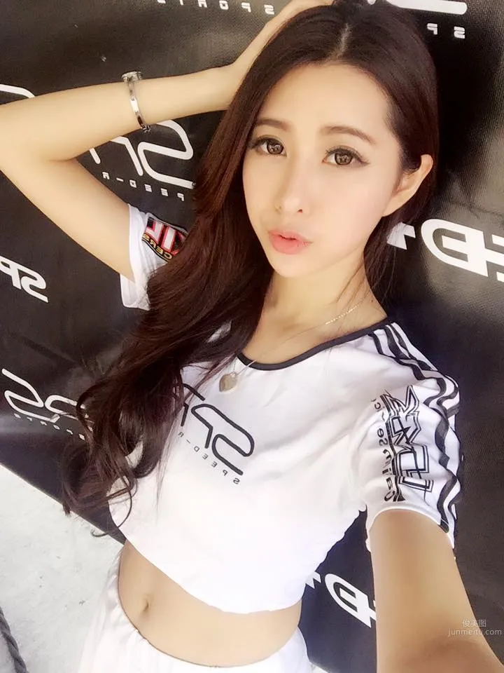 小雯Ivy(陳妘安)- 32D車模好身材 17