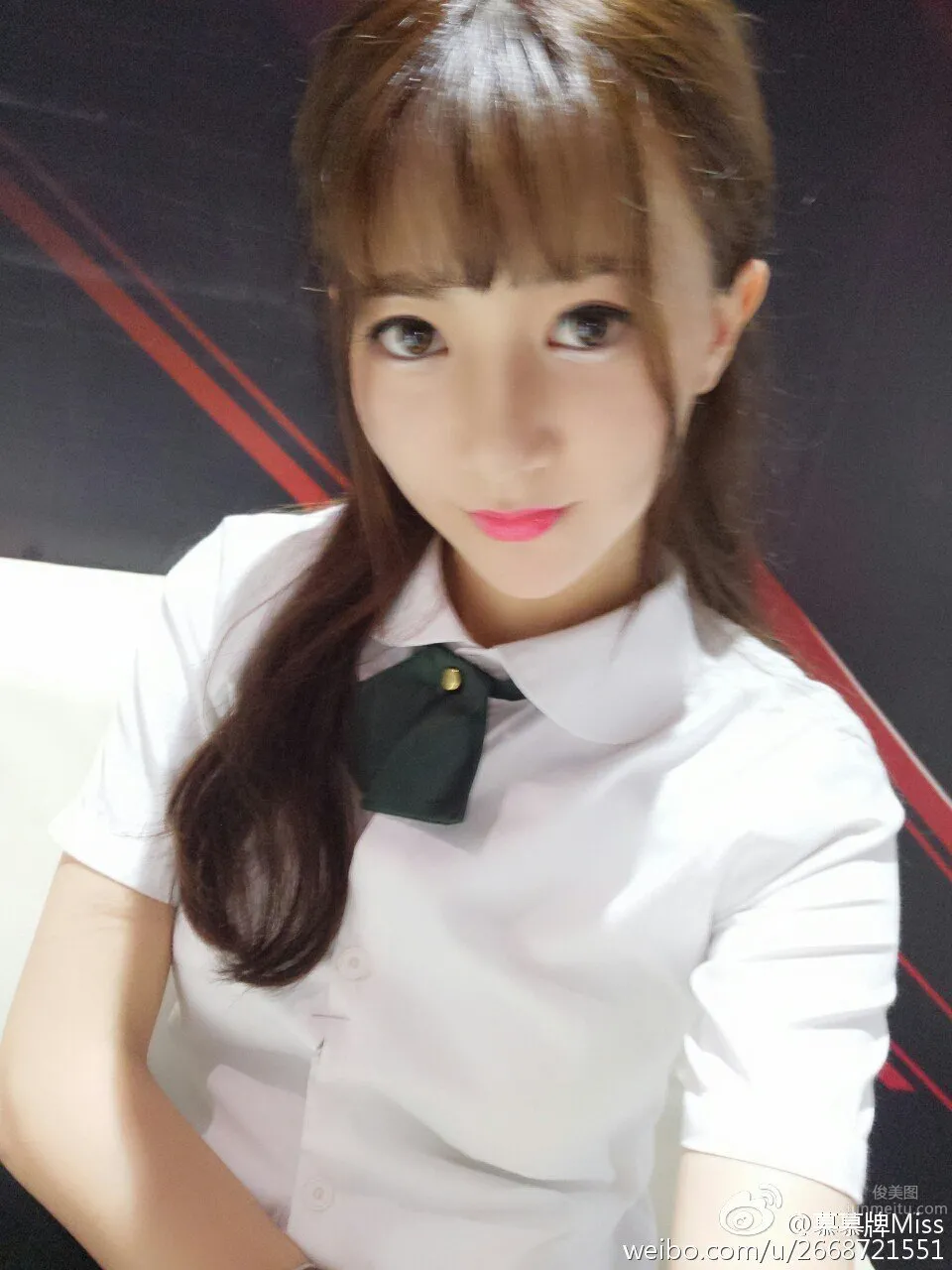 盛甯甯- ChinaJoy 2016 網龍展台SG 12