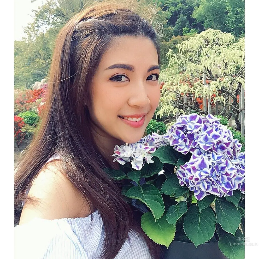 餘逸思Yoshi Yu- 健身女模大秀好身材 14