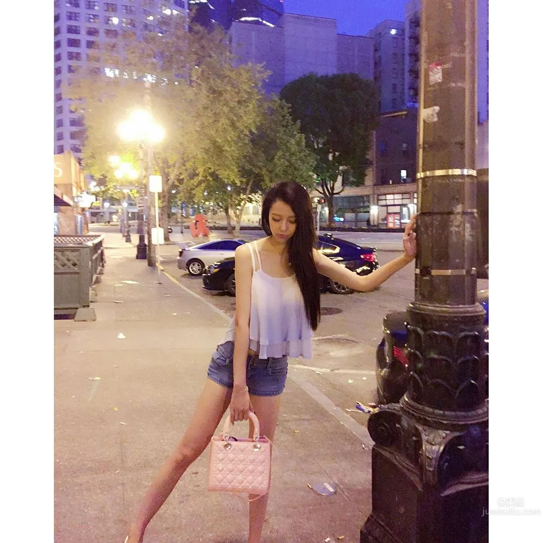 Dora Wang- 身形满分的IG正妹_14