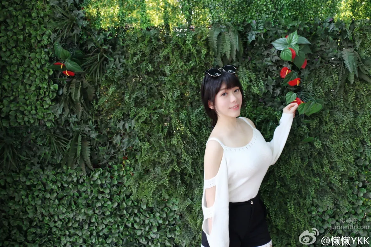 懶懶YKK- 2016ChinaJoy觸手TV展台主推SG 33
