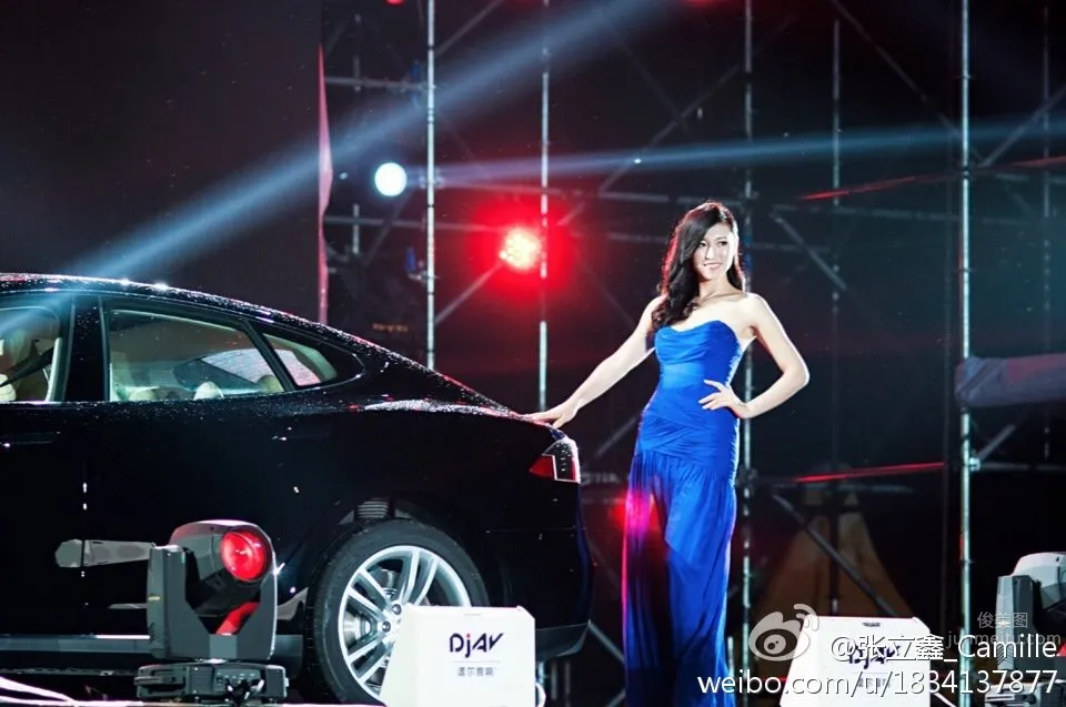 張立鑫Camille- 美人兒車模俏麗圖片秀 11