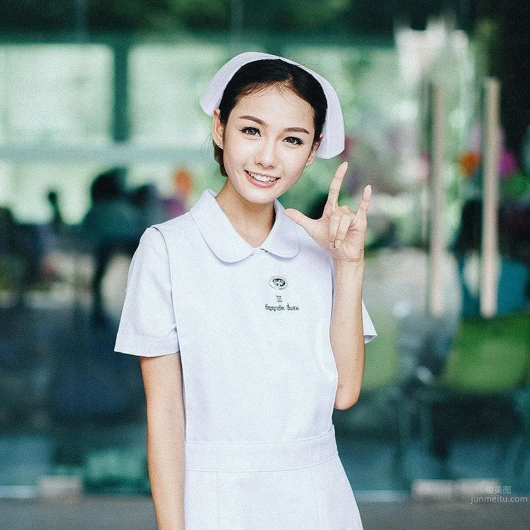 Namkhing Kanyapak- 最美護士的制服誘惑 17