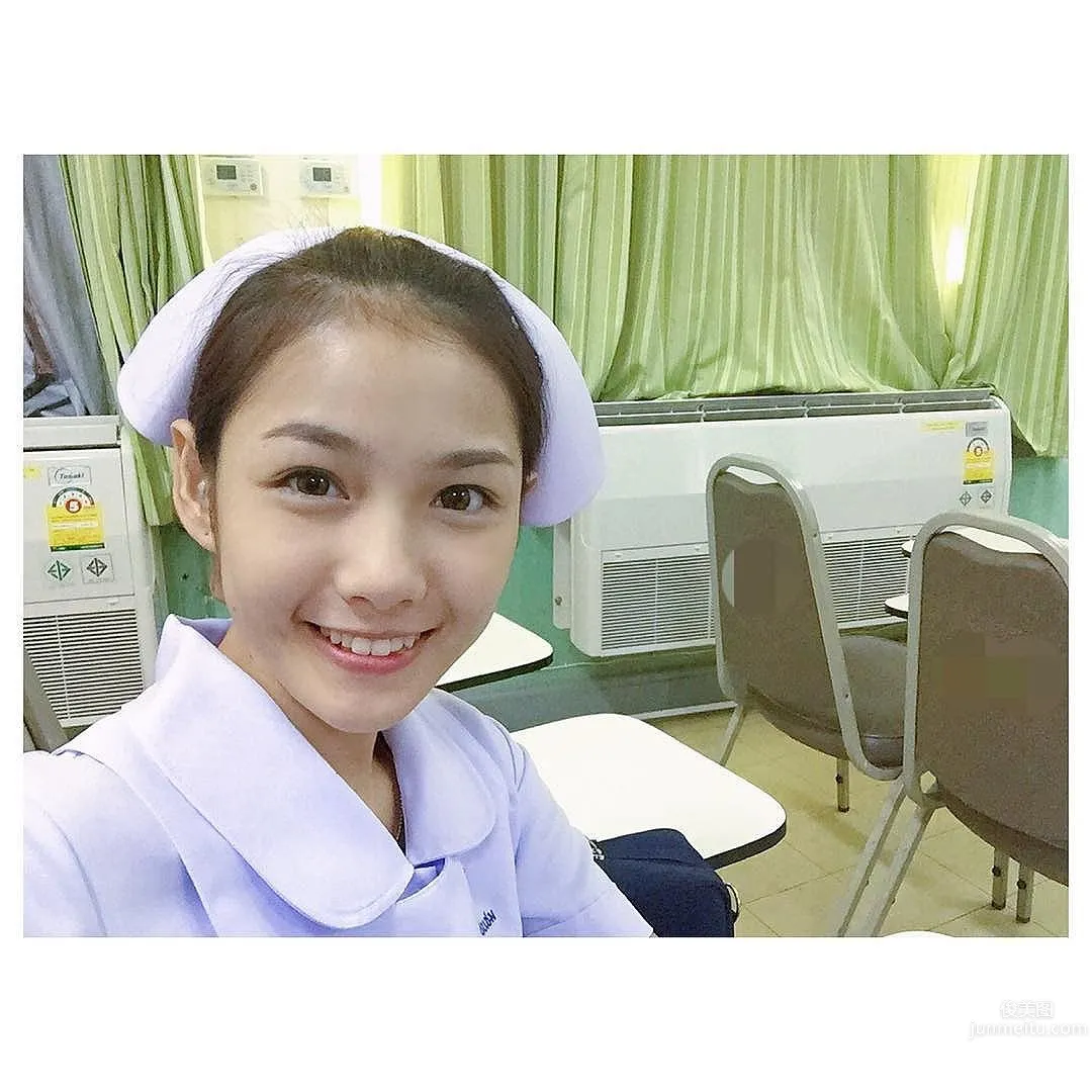 Namkhing Kanyapak- 最美護士的制服誘惑 2
