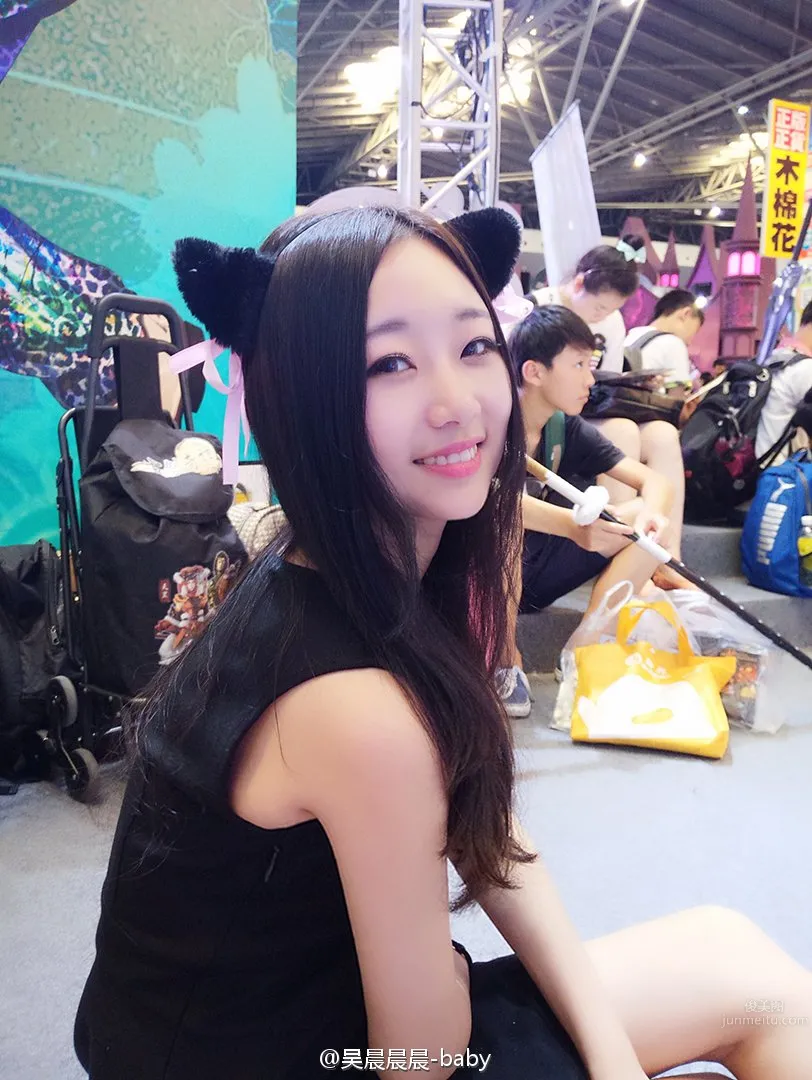吴晨- 2016ChinaJoy当贝市场展台SG_12