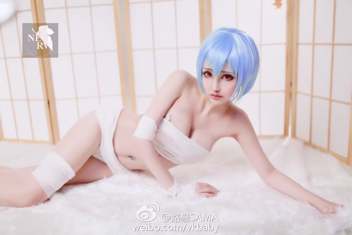 路易SAMA- 2016ChinaJoy微鲸展台SG 27