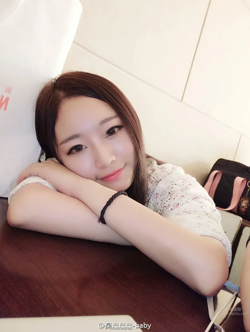 吳晨- 2016ChinaJoy當貝市場展台SG 16