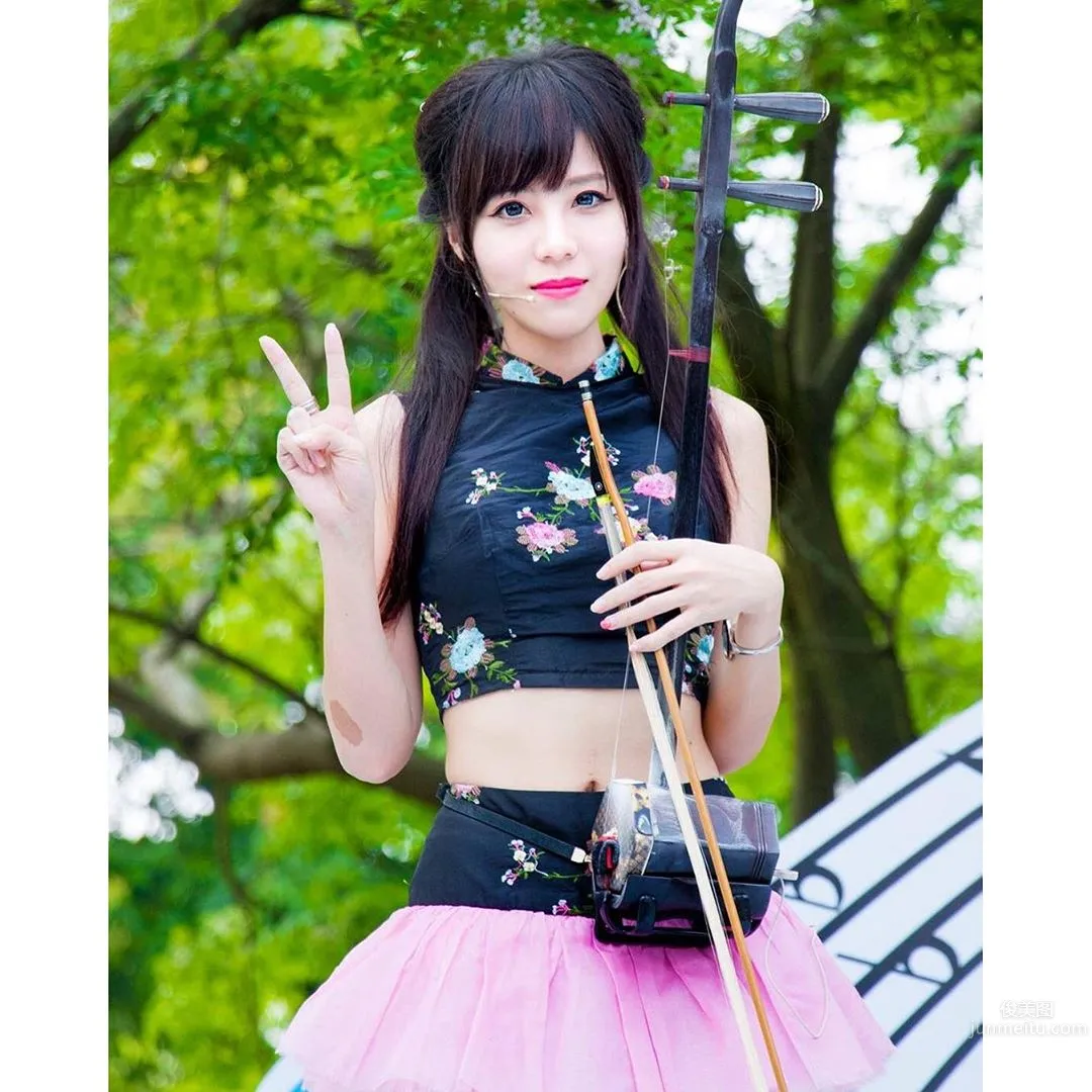 小彩Zaya- 氣質好出衆的「無雙樂團」正妹隊長 9