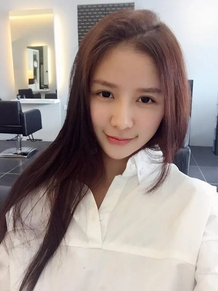 悠悠(Joeychua)- 大馬正妹化妝師有顔值也有胸～ 15