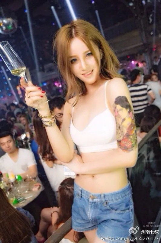 曾嘉琪Seven- 微博性感私房寫真 16