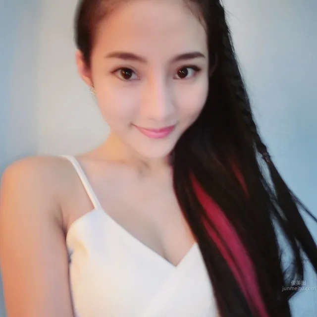 Katrina劉娜- 一輯泳裝相讓你記住她的「大馬正妹」 35