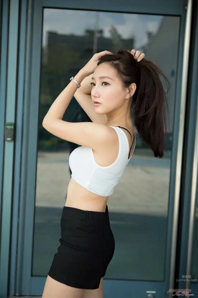 陳逸婕Tina- 32C長腿車模私房照 11