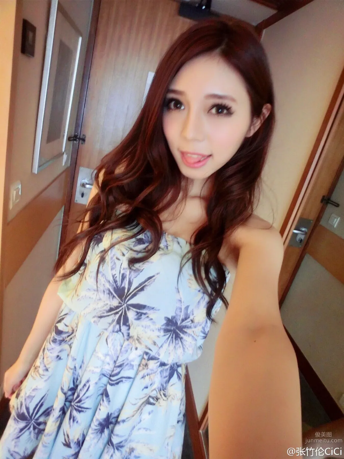 張竹倫Cici- 微博私房美圖 8