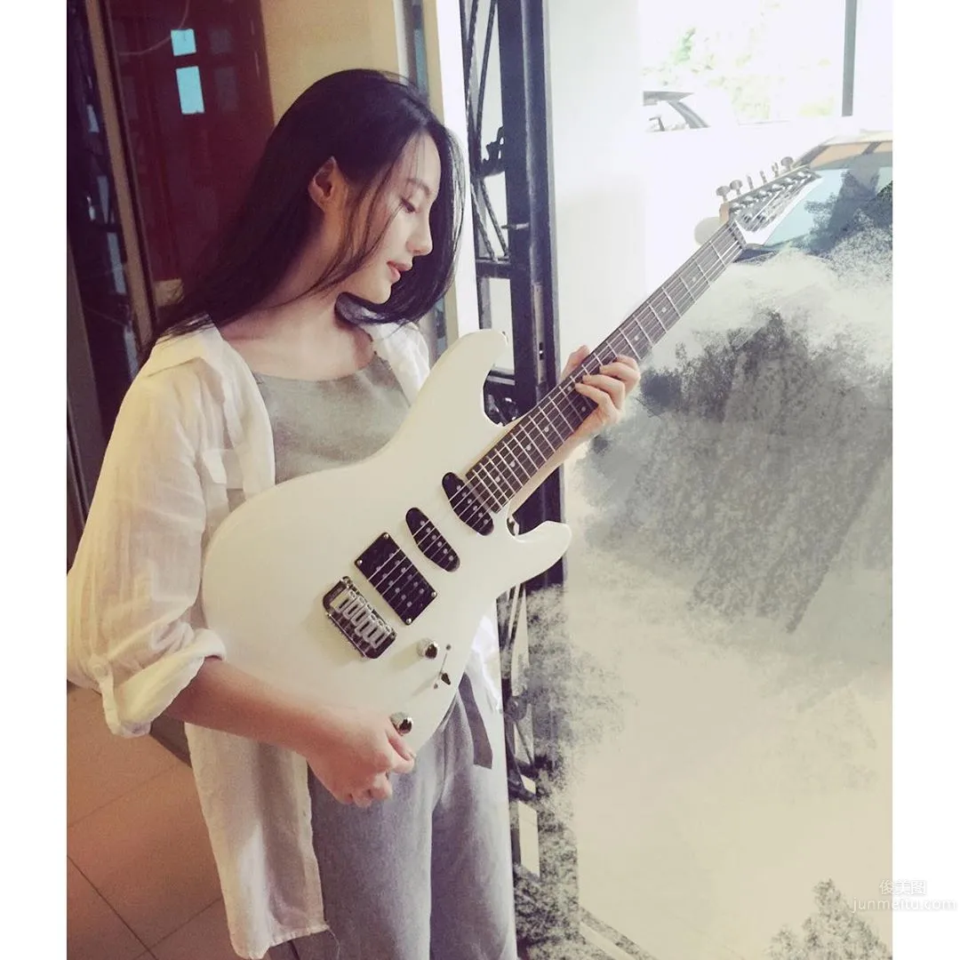 Katrina劉娜- 一輯泳裝相讓你記住她的「大馬正妹」 24