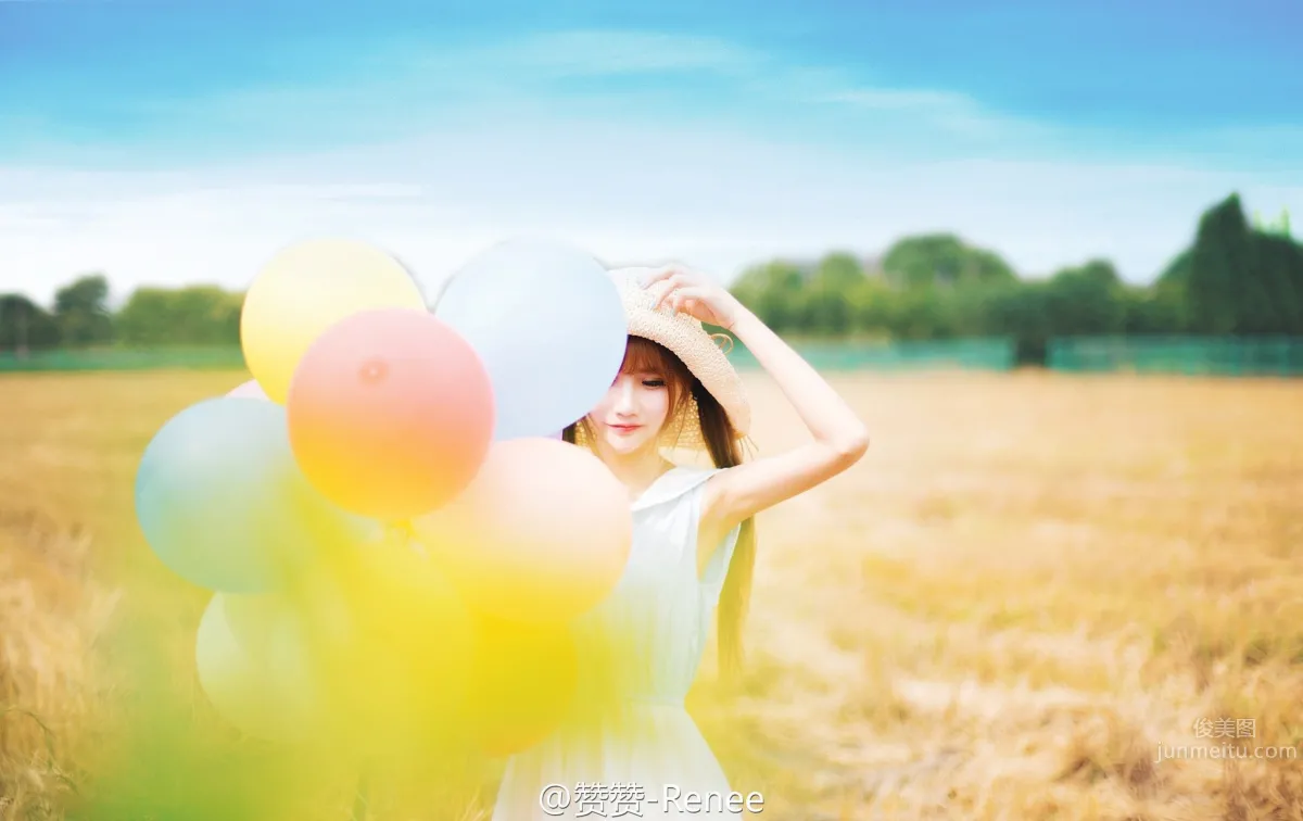 贊贊Renee- 2016ChinaJoy多玩遊戲展台SG 17
