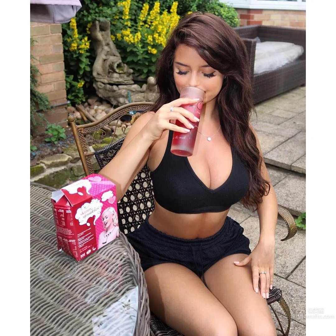 Demi Rose- 最性感的100張美圖精選 5
