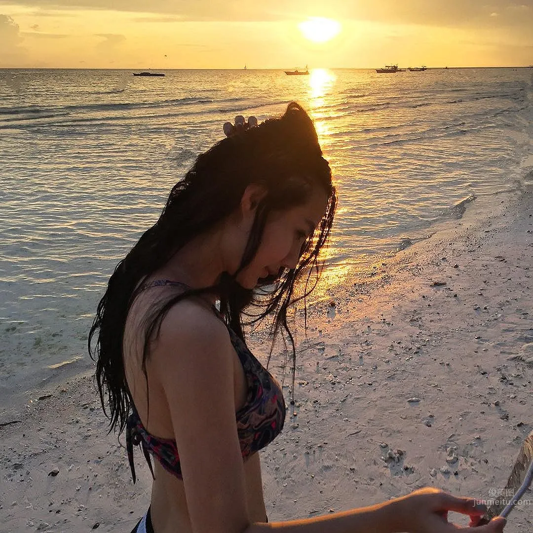 Katrina劉娜- 一輯泳裝相讓你記住她的「大馬正妹」 18