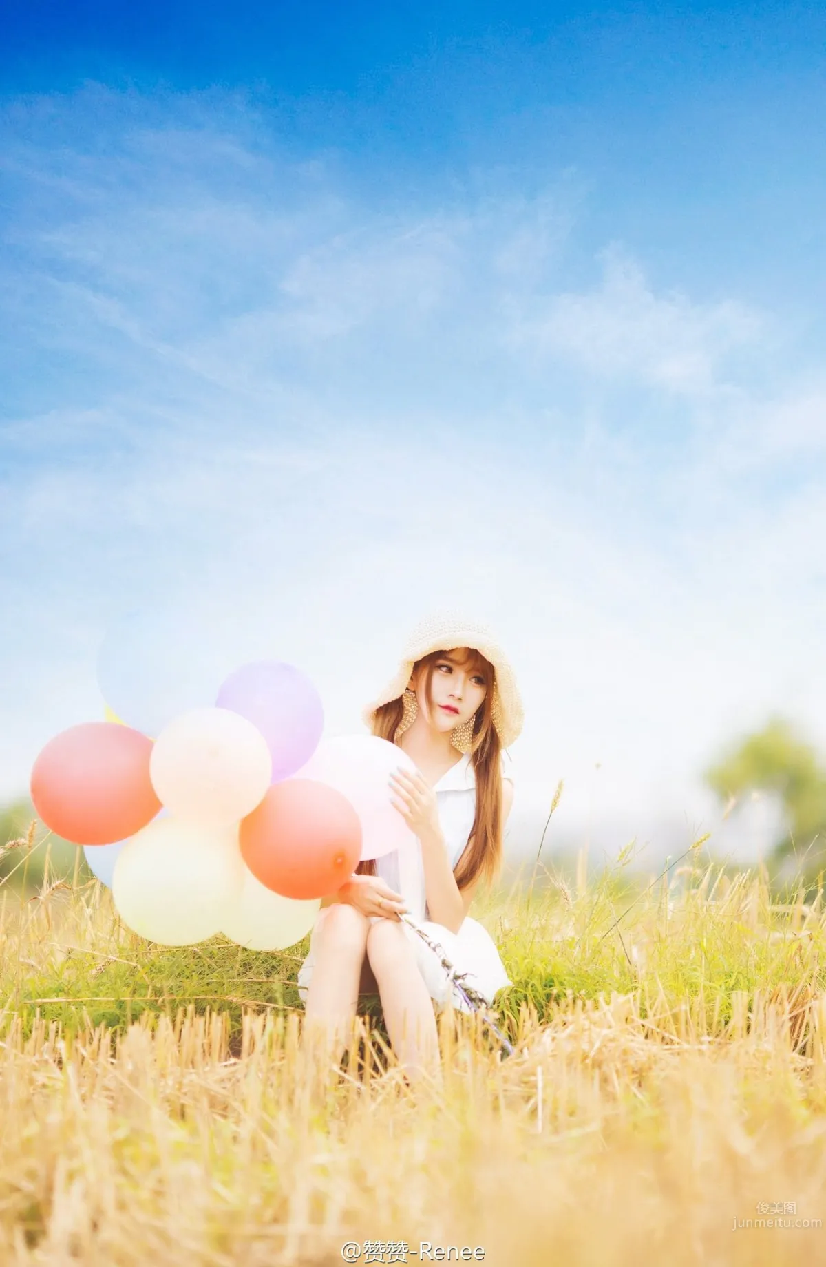 贊贊Renee- 2016ChinaJoy多玩遊戲展台SG 19