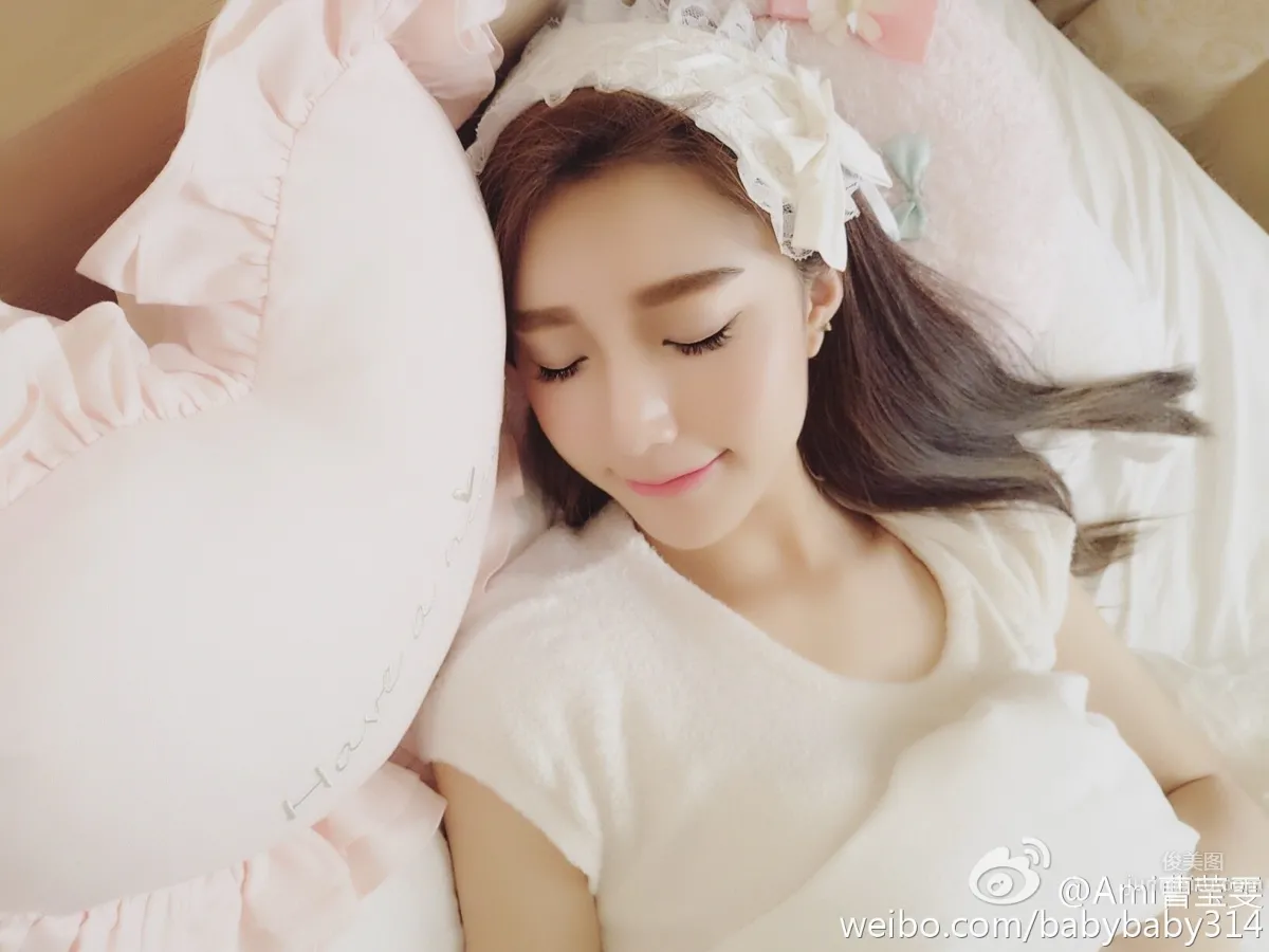 曹莹雯Ami- 微博私房美图_16
