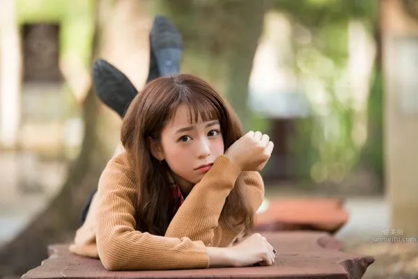 黑田真友香- 現役女大學生首次泳裝寫真 14