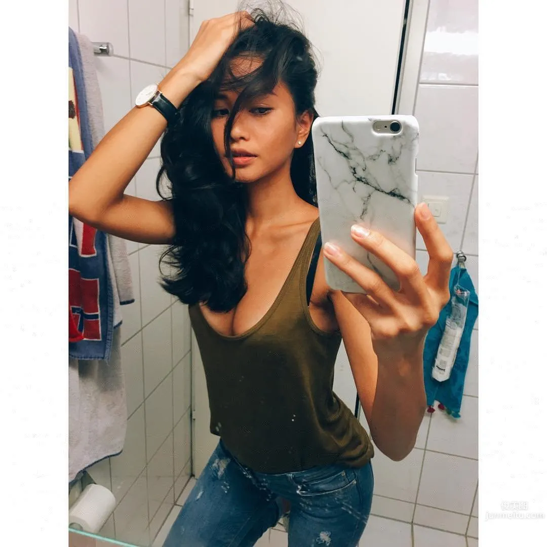 林梵耘- 极品小麦色美女Naomi_27