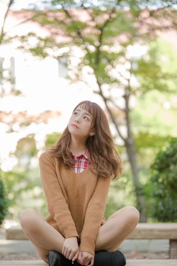 黑田真友香- 現役女大學生首次泳裝寫真 15