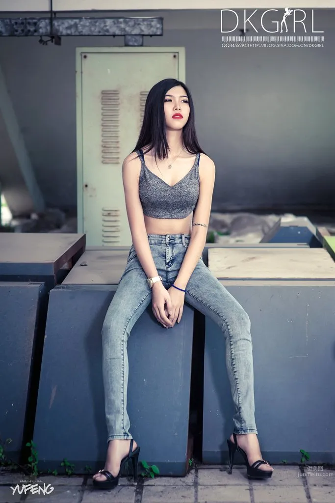 蔡樂兒- 禦女郎冷豔性感寫真合集 31