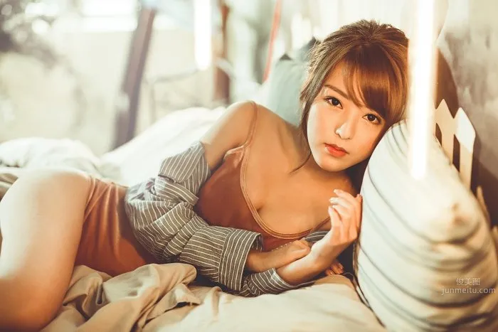 Vivi Tam(谭嘉仪)- 小女人_14