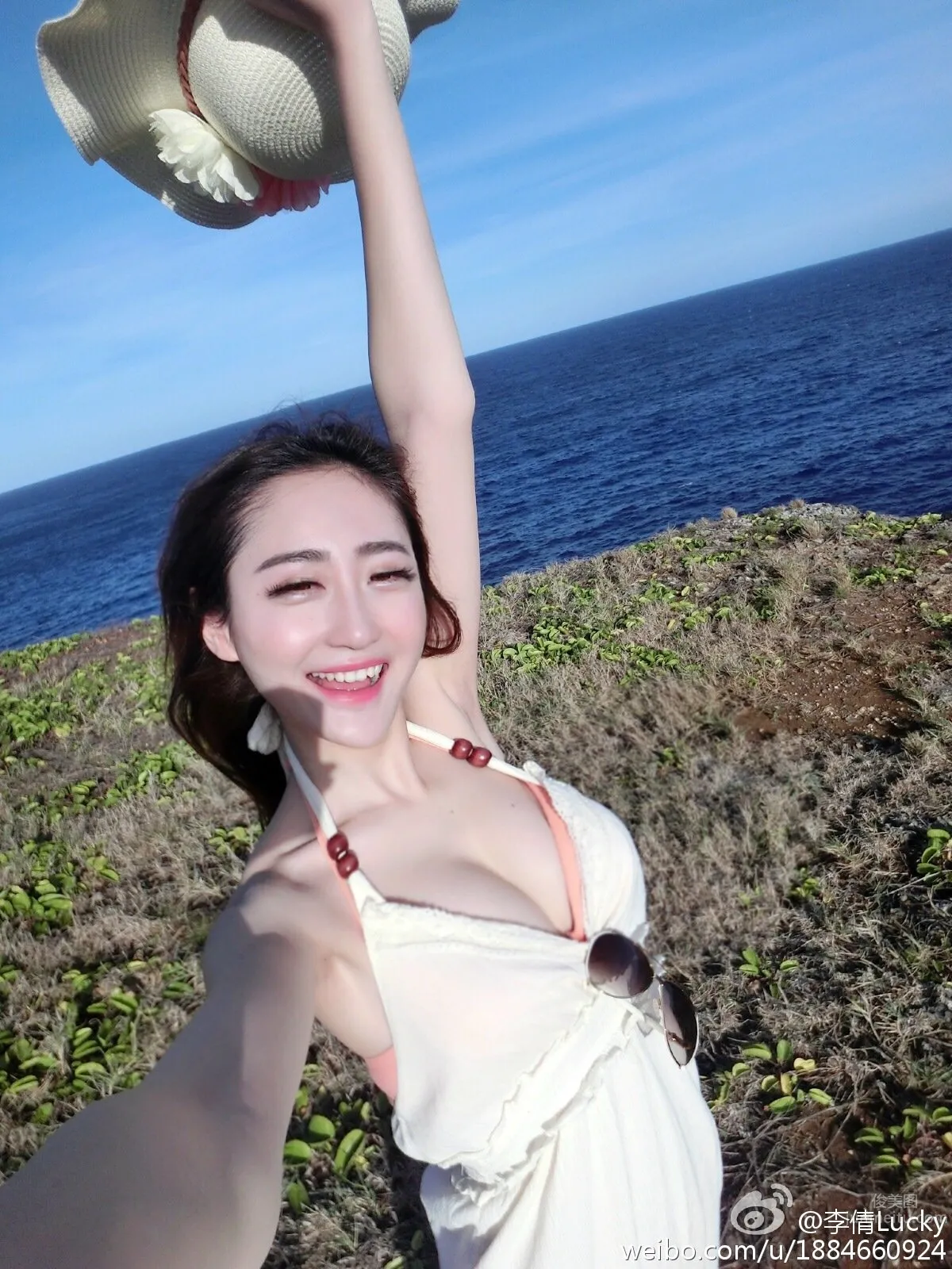 李倩Lucky- 比基尼美照實在誘人 18