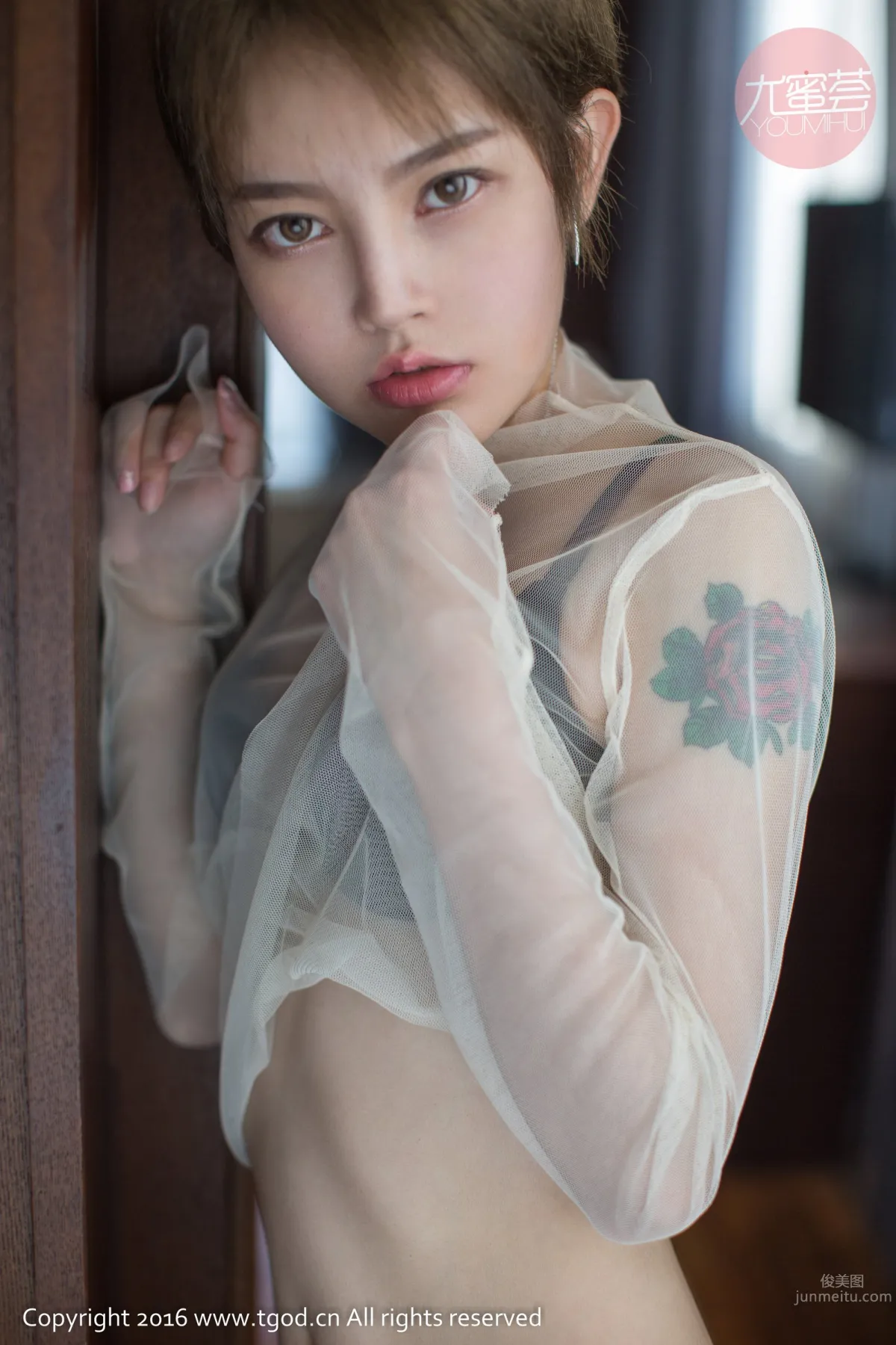 lynne黎茉- [TGOD推女神] 家居意境寫真 17