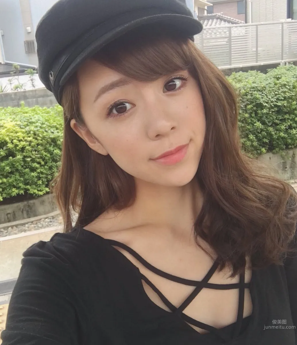 黑田真友香- 現役女大學生首次泳裝寫真 10