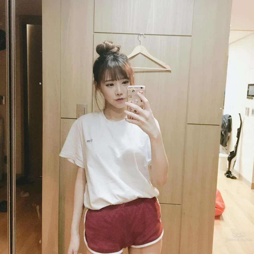 BJ Sojin- 好正的白皙南韓視訊主播 20
