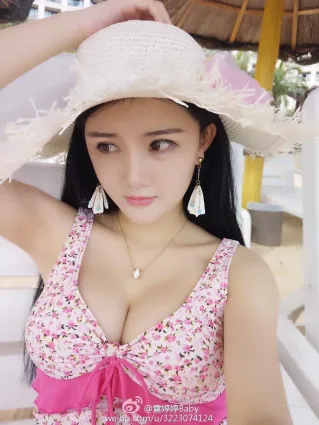 雷婷婷- 微博超養眼私房照