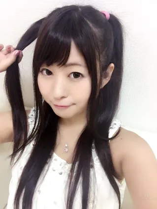 小山夏希- G奶小妹Twitter養眼照