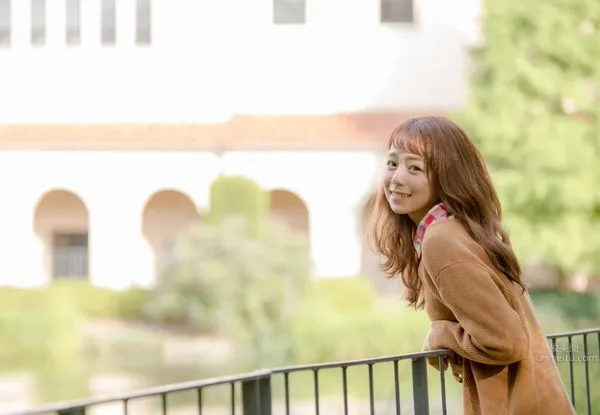 黑田真友香- 現役女大學生首次泳裝寫真 16