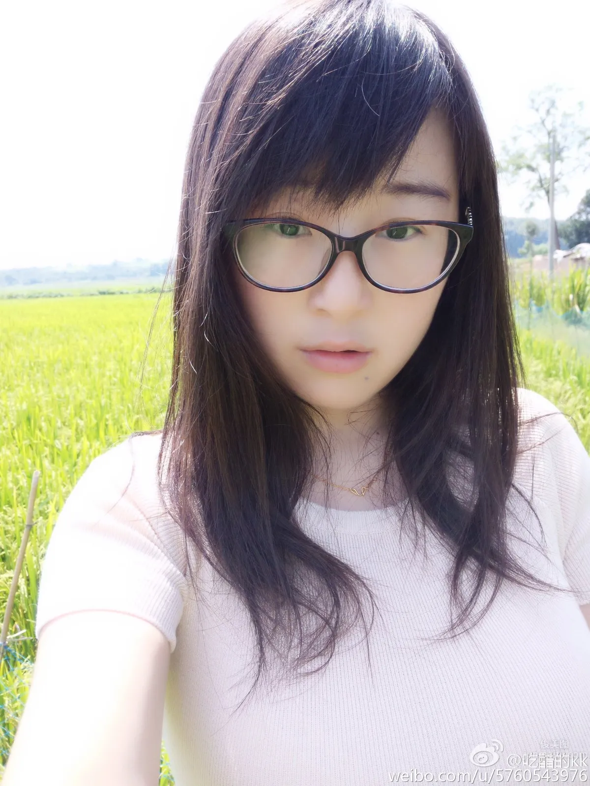吃醋的kk- 絕對大胸美女主播私房照 5