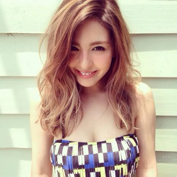 スミス楓- 美人模特寫真初挑戰 18