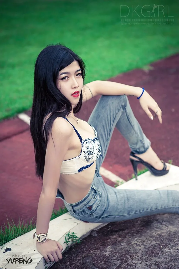 蔡樂兒- 禦女郎冷豔性感寫真合集 25