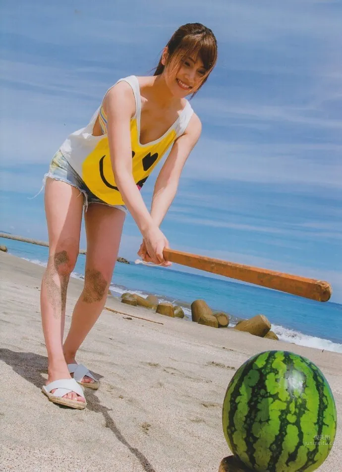 入山杏奈- 出道五周年纪念版写真精选60P_55