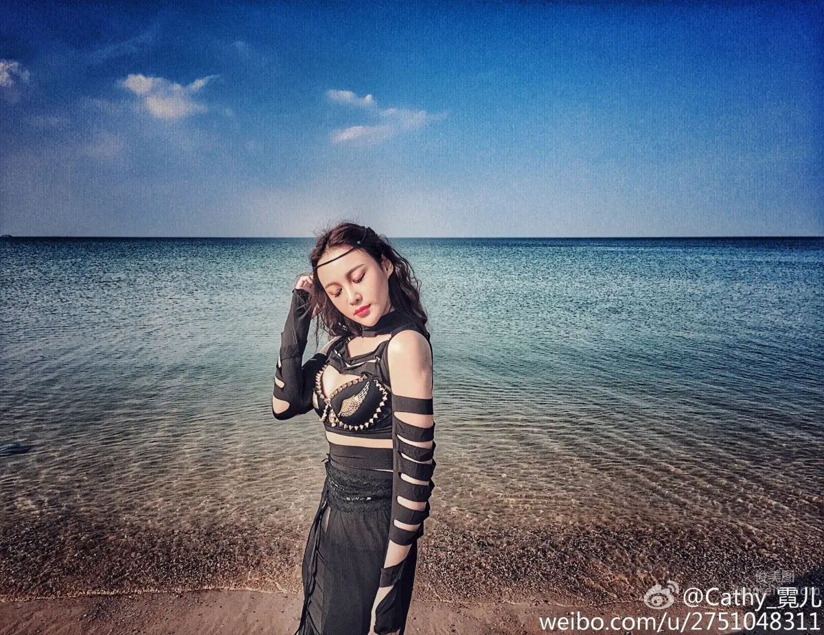athy_霓儿- 微博私房美图_12