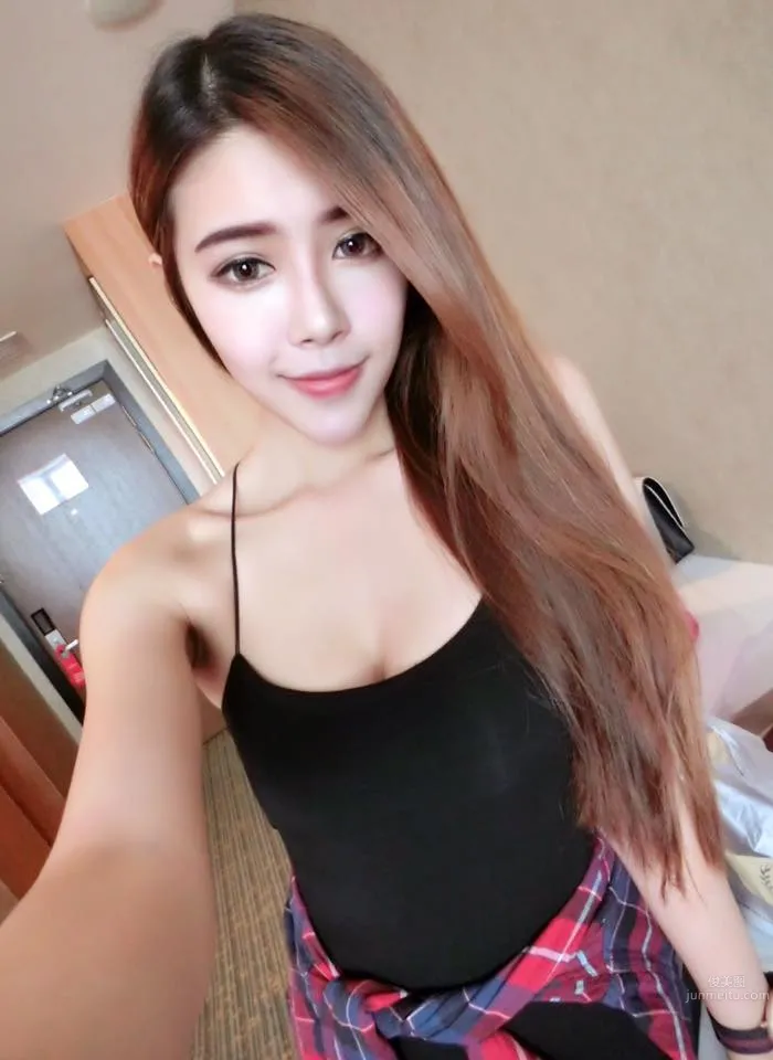 Hannah Yap- 身材姣好的瓜子臉大馬美人 27