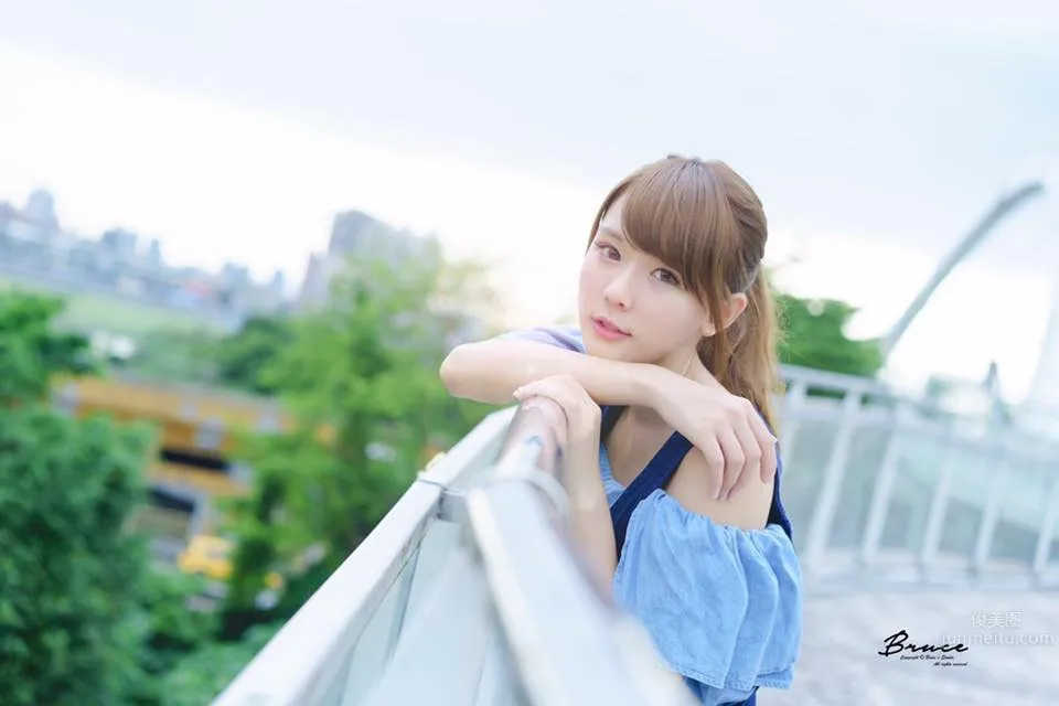 Lisa莉莎- 32D可愛正妹海量私房寫真 13
