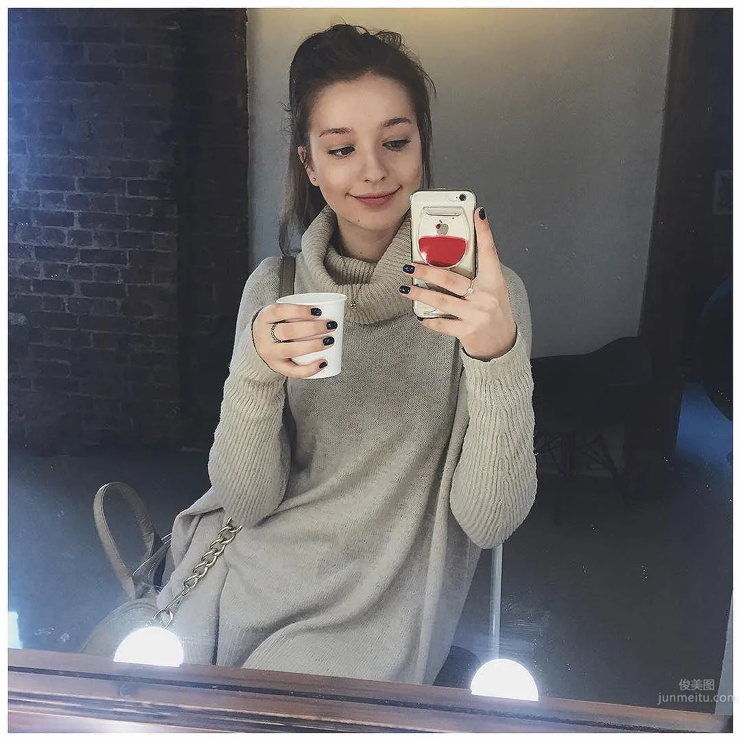 Angelina Danilova- 俄羅多姿的可愛美女 4