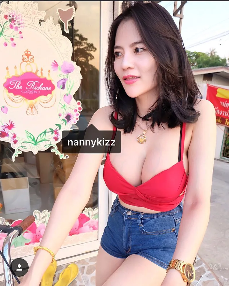 Nan Kempanta- FB粉絲超50萬的泰國胸妹 9