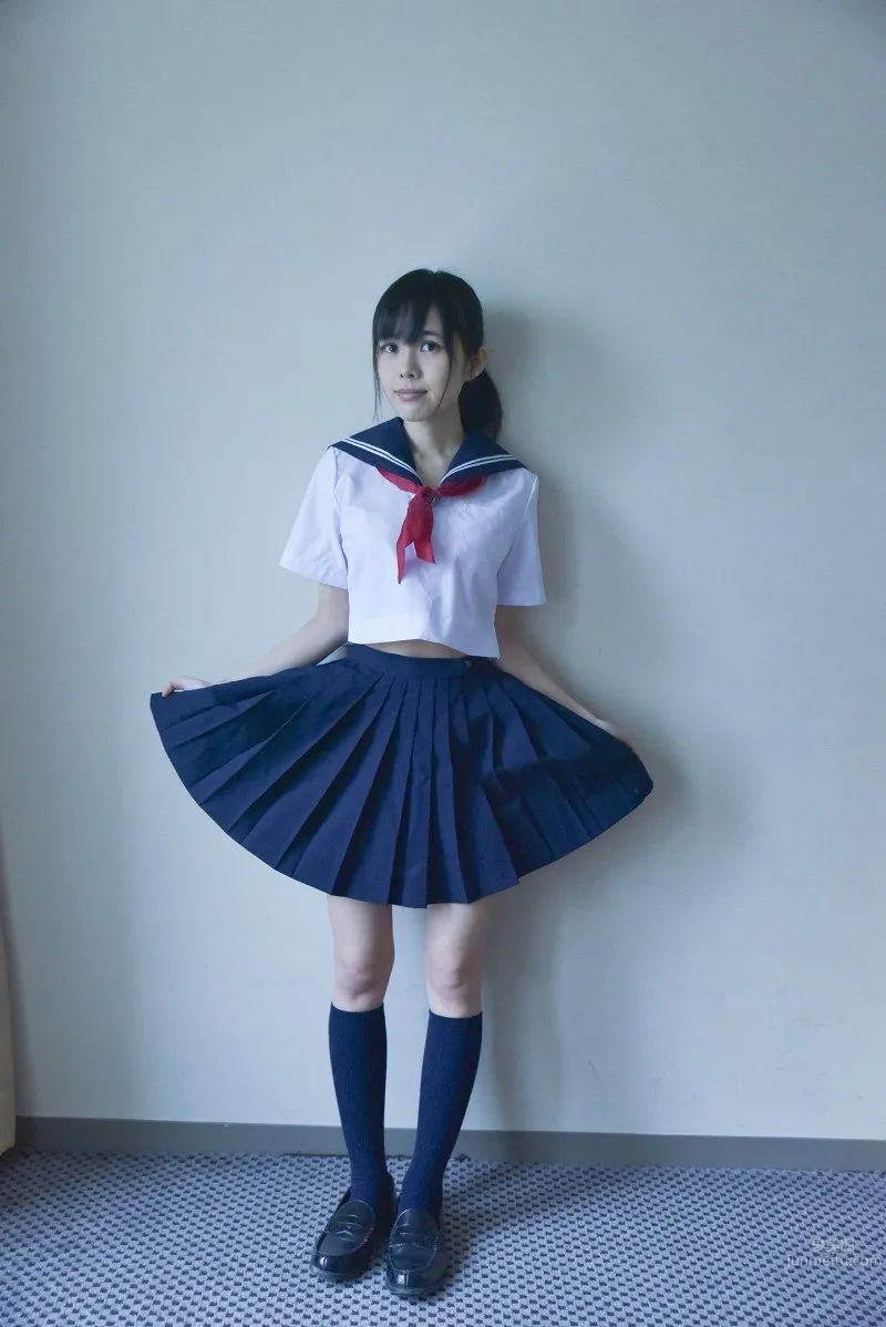田中みか- 雪肌膚派美少女大膽寫真 10