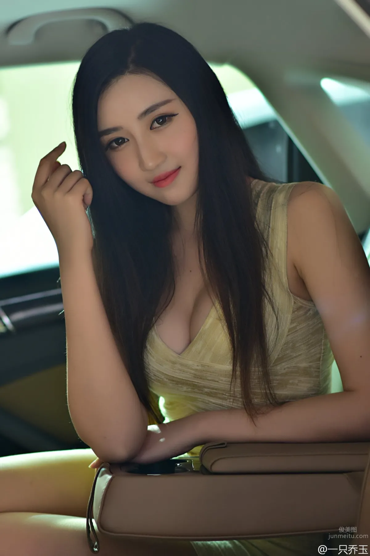 喬玉Yu- 大長腿性感指數爆表 24