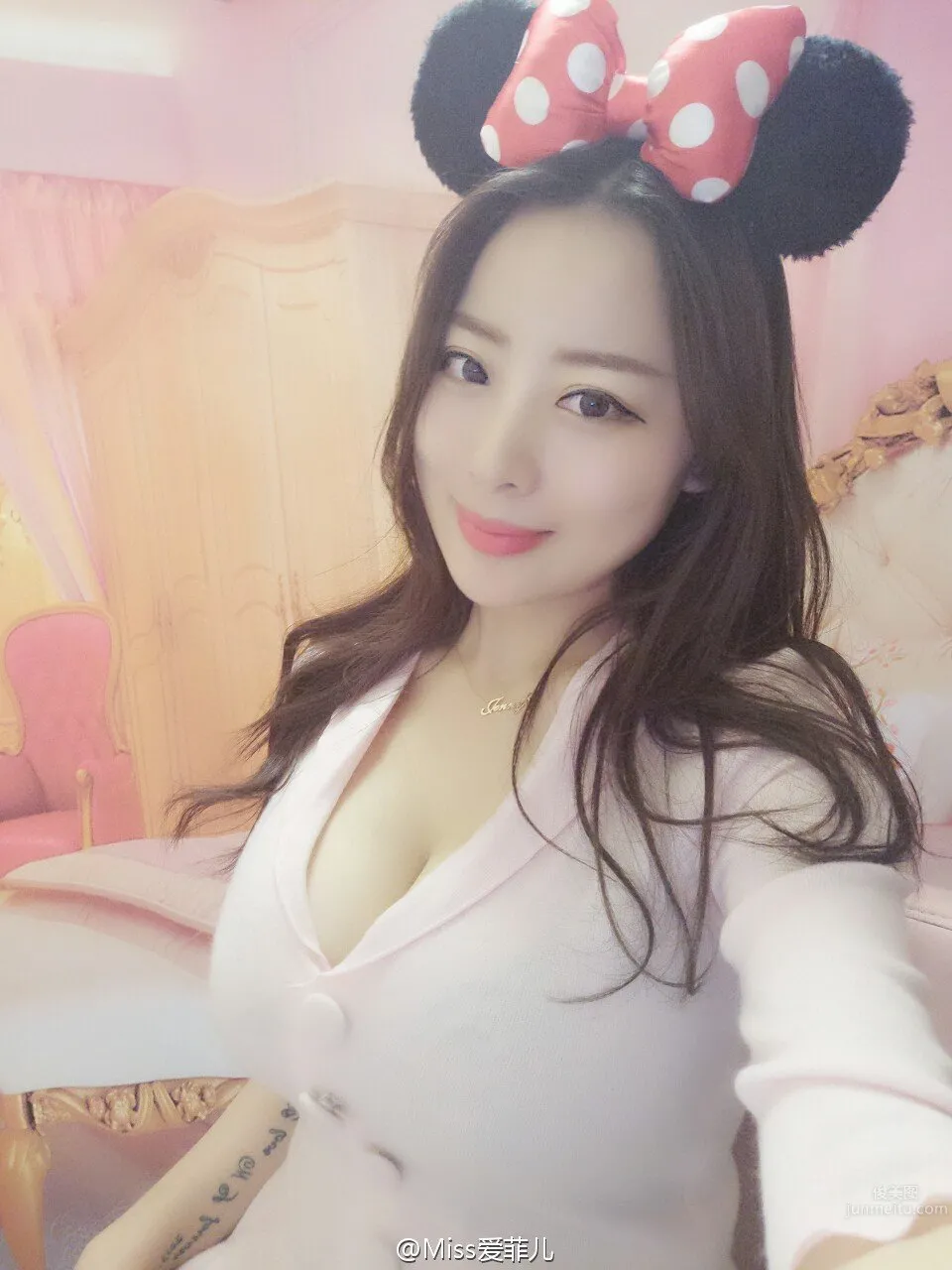 Miss愛菲兒- 32H天然大白兔美女主播 29