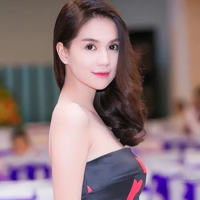 鄧玉貞(Ngoc Trinh)- 越南第一美女海量寫真 17